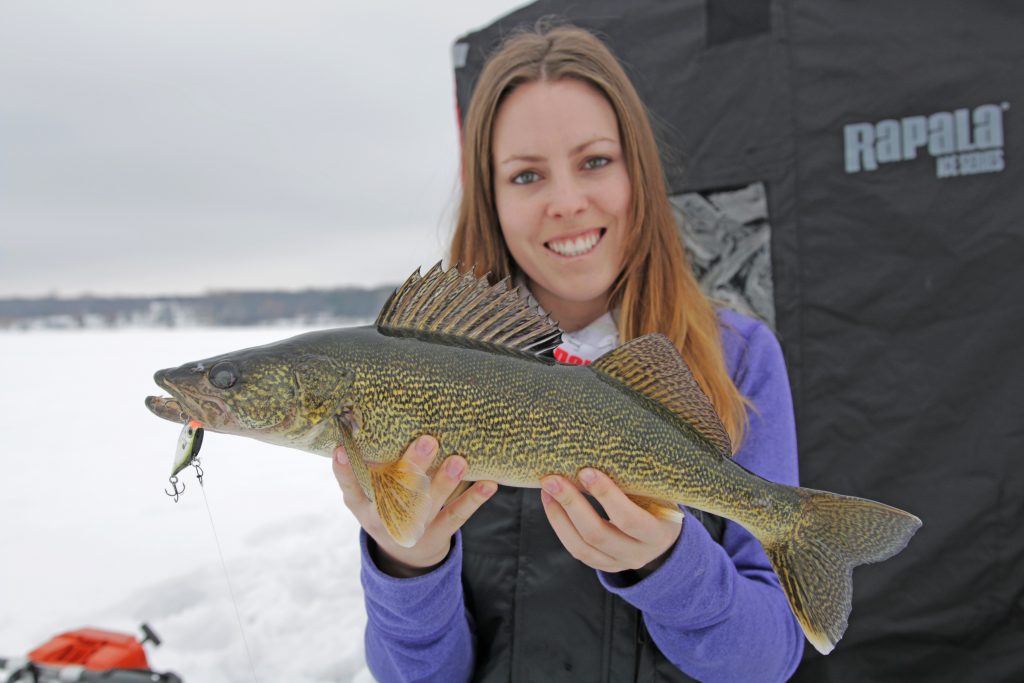 ice hut fishing bay of quinte rods walleye
